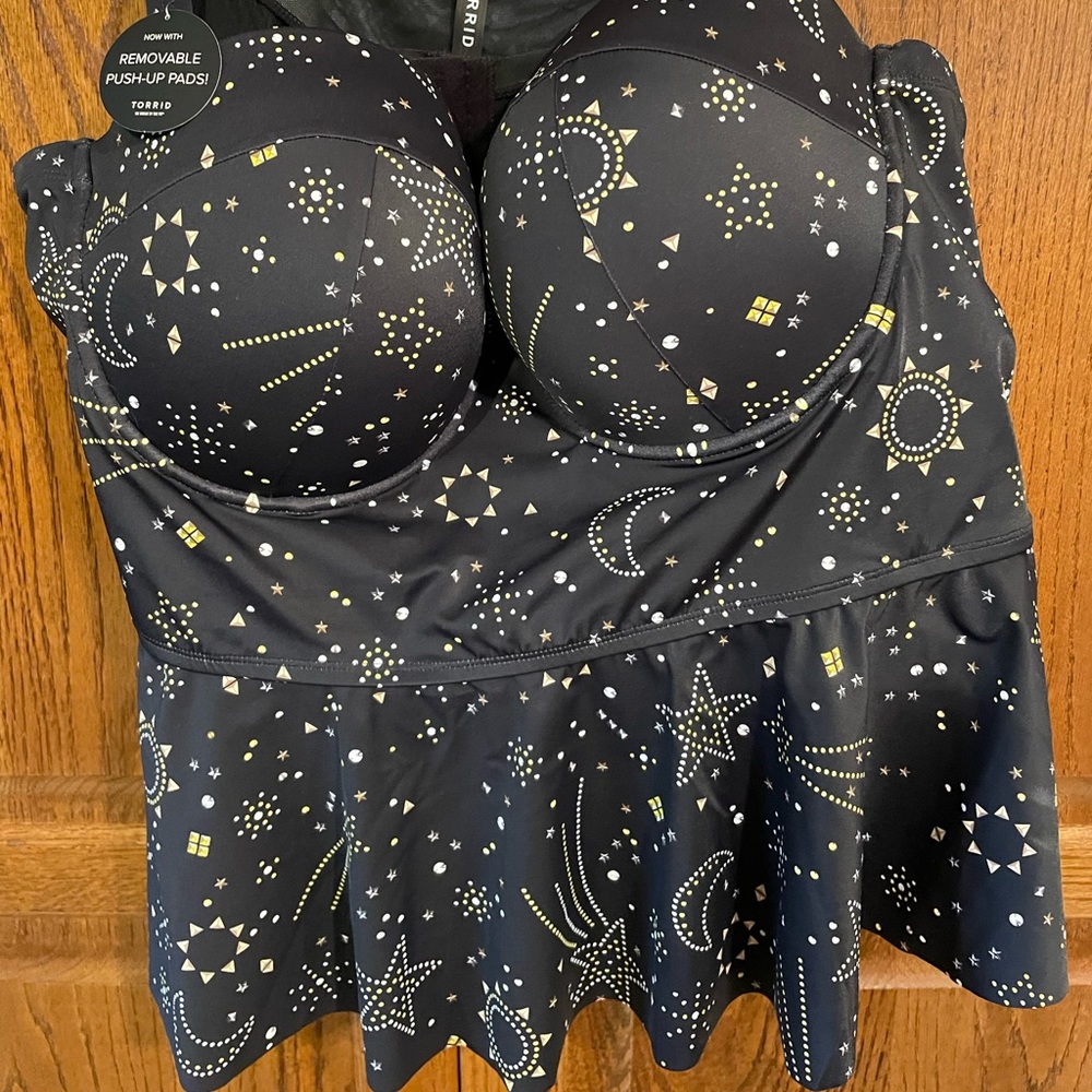 Torrid swim tank size 5